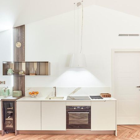 Eco Chic Lägenhet Monza Exteriör bild